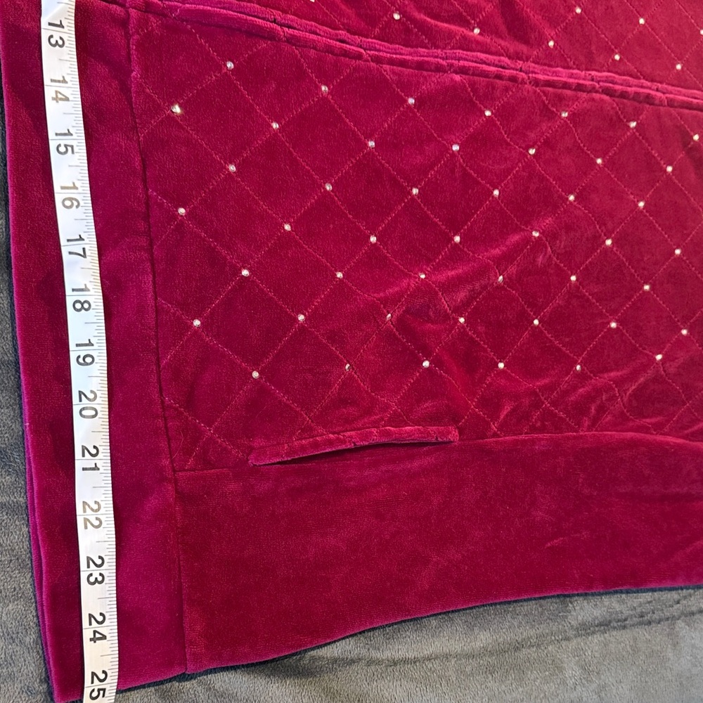 Quaker Factory Velour Quilted Rhinestone Zip Front Vest Burgundy / Wine Red 1X - Picture 7 of 9
